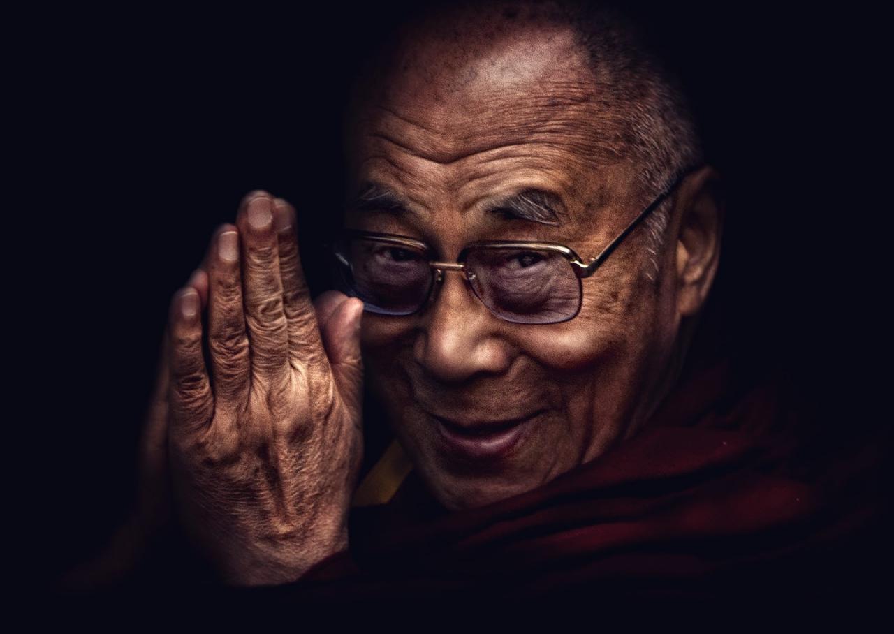 SA SAINTETE LE DALAI LAMA