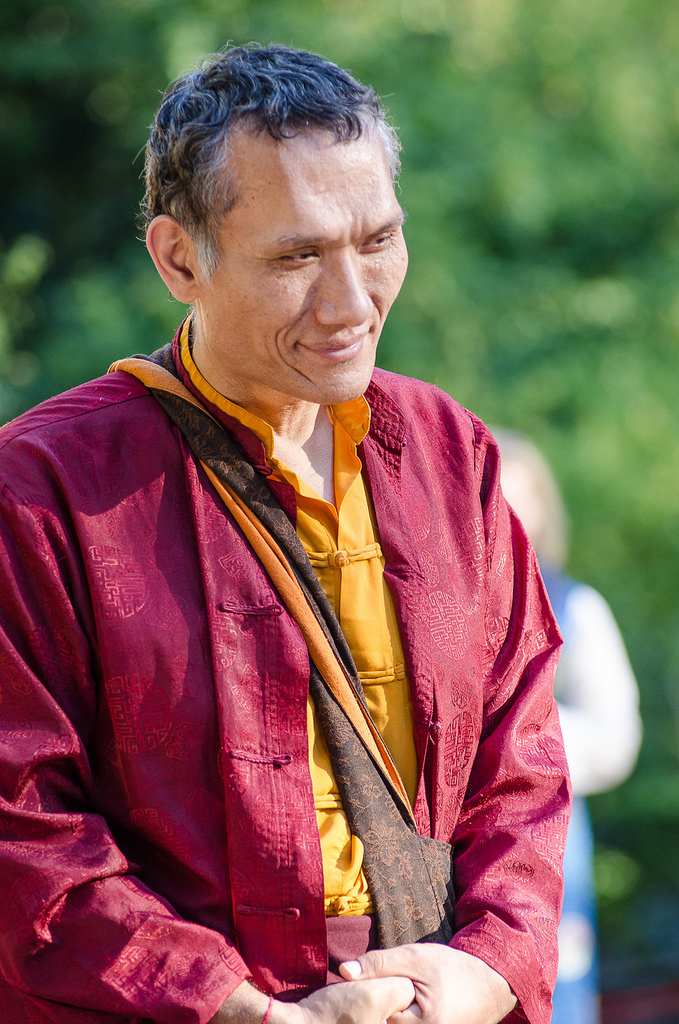 YANGSI RINPOCHE